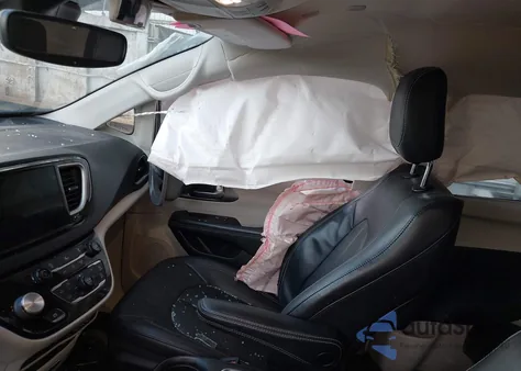 2022 Chrysler Pacifica Touring L from USA, damaged, VIN 2C4RC1BG3NR167982